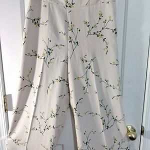 COPY - Cropped pants never worn